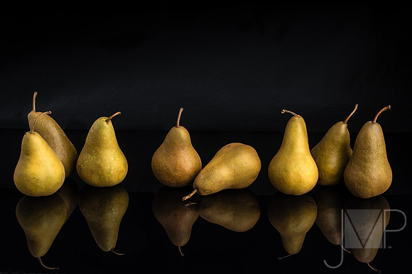 Pears on Black